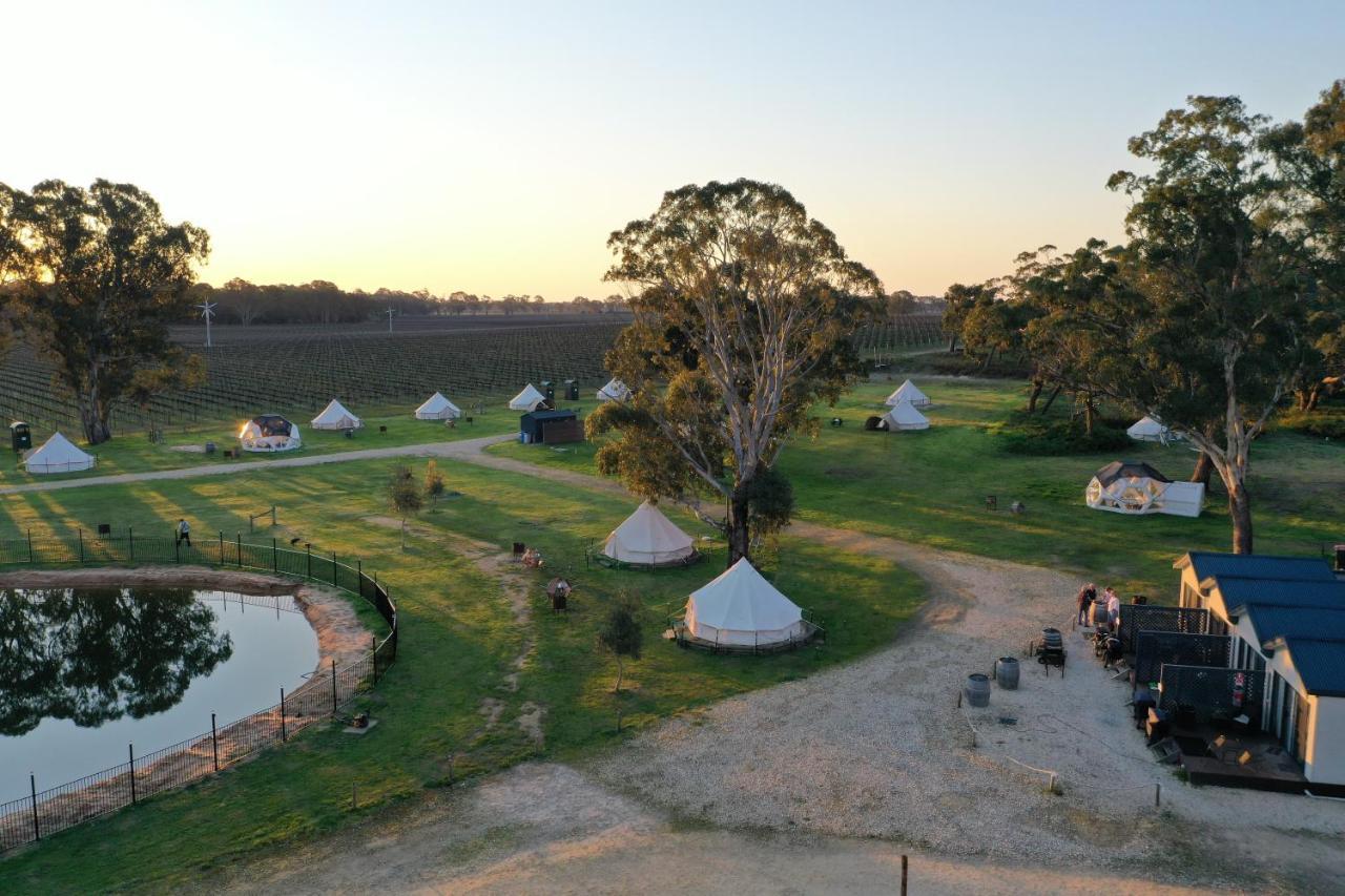Coonawarra Bush Holiday Park Bagian luar foto