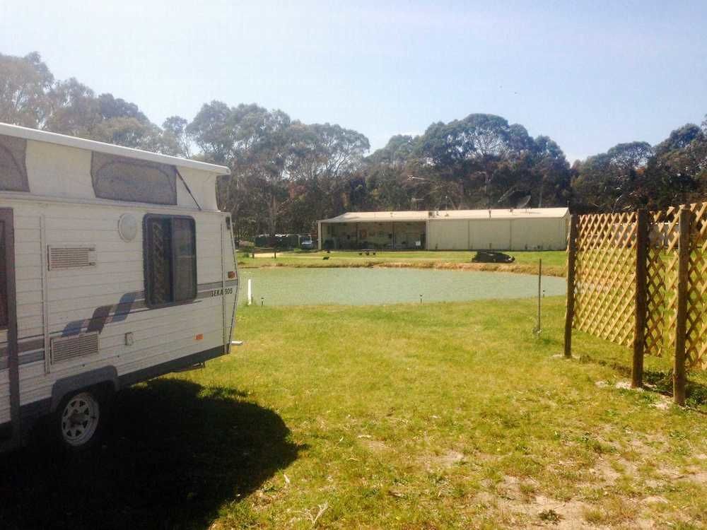 Coonawarra Bush Holiday Park Bagian luar foto